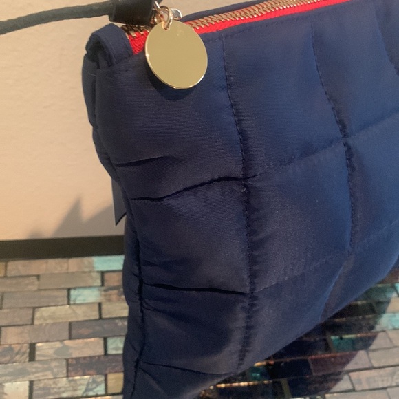 CLARE . V QUILTED NYLON FLAT CLUTCH - Picture 5 of 12